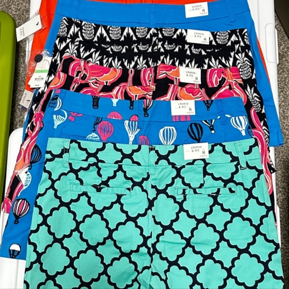 Bundle!! Crown & Ivy Shorts. Prints & Solids. 6 New Pairs. Size 8. $240 Retail